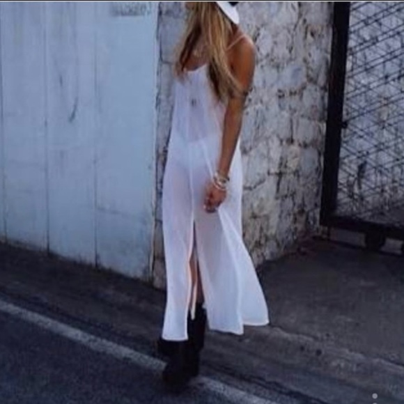 RAT & BOA Dresses & Skirts - RAT & BOA WHITE SHEER DRESS